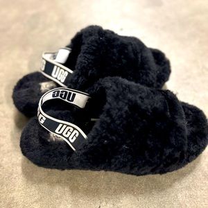 UGG fluffy platform sandals